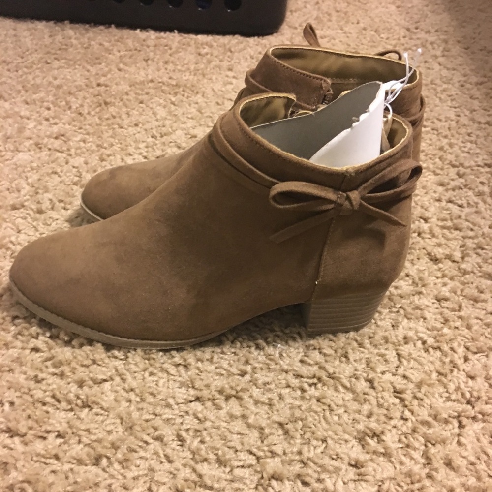 Old Navy boots kids